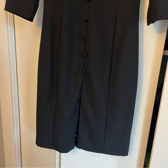 Eve Gravel Dress​ - Picture 4 of 7